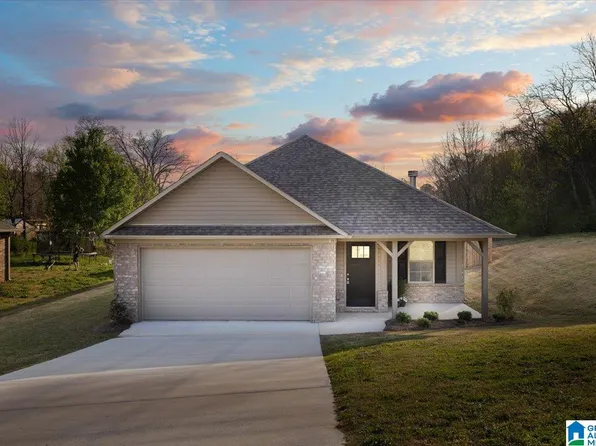 108 Canterbury Ct, Oneonta, AL 35121