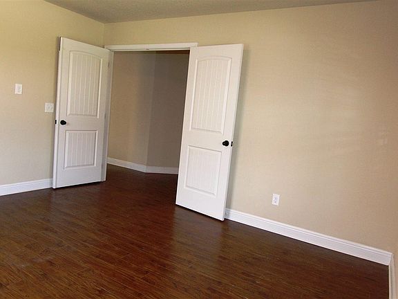 5th image of 4923 Makenna Cir