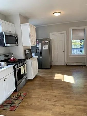 420 Saratoga St #3 — Photo 2