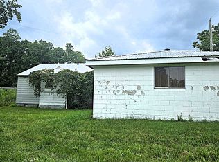 515 N Main St, Cloverdale, IN 46120