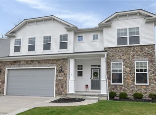 32826 Rebecca Ln, Avon Lake, OH