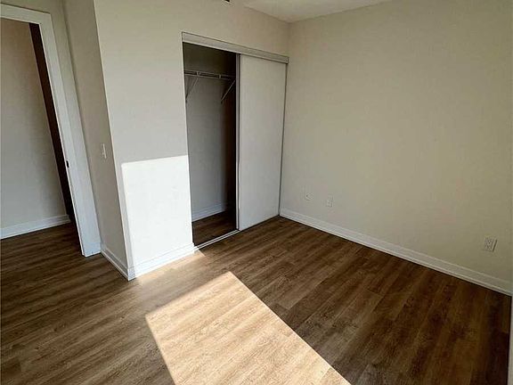 4th image of 2300 Saint Clair Ave W #409
