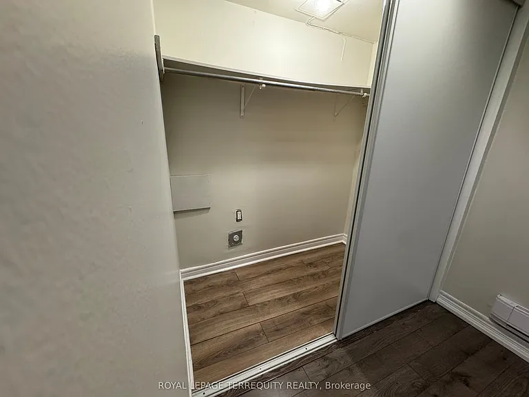475 Woodbine Ave #2 — Photo 3