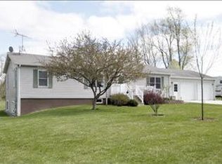 13751 Manning Lake Rd, Battle Creek, MI 49017