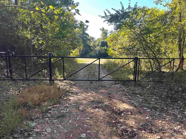 (undisclosed Address), Forrest City, AR 72335