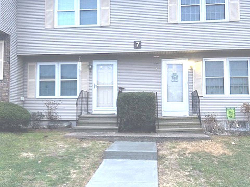 1st image of 7 Countryside Lane #4
