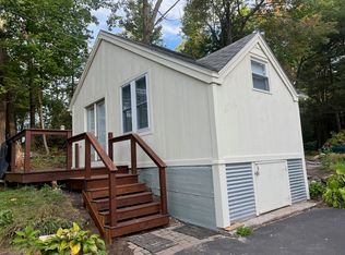 75 Underwood Rd, Falmouth, ME 04105