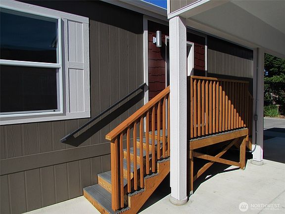 4th image of 4424 84TH Street NE #7
