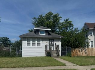 218 S 15th Ave, Maywood, IL 60153