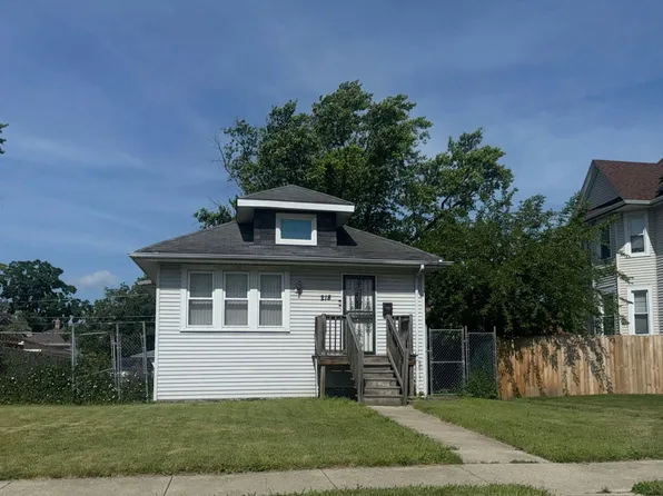 218 S 15th Ave, Maywood, IL 60153
