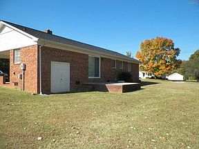 2nd image of 600 New Bowers Rd