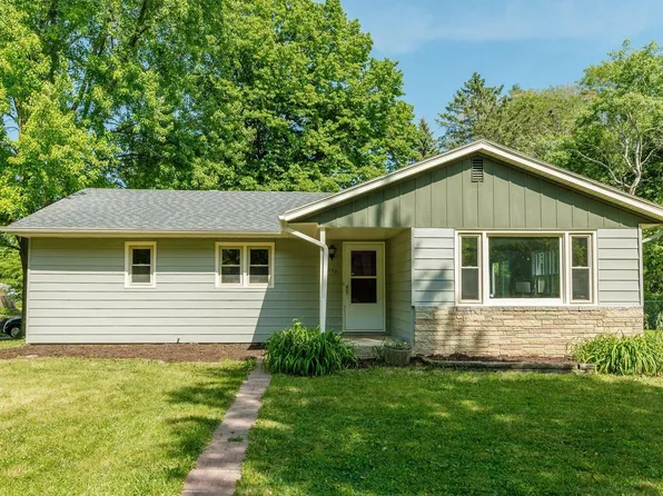 6270 North 102nd STREET, Milwaukee, WI 53225