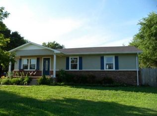 11 Bishop Rd, Lawrenceburg, TN 38464