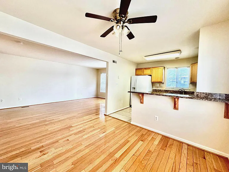 22006 Stone Pier Ln — Photo 13