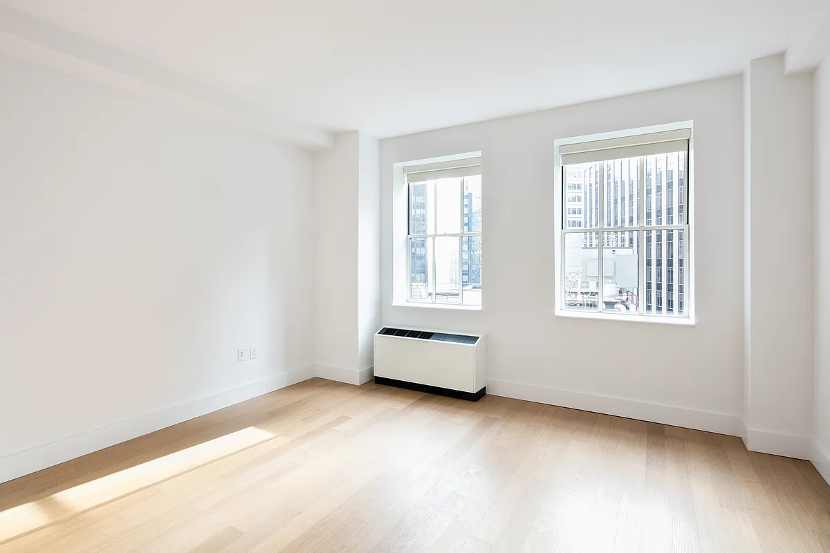 Building Photo - 63 Wall St #1302