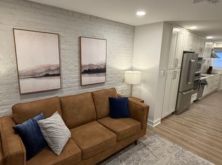 2434 20th St NW #B, Washington, DC 20009