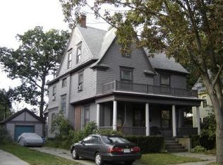 54 Fairfield St, Springfield, MA 01108