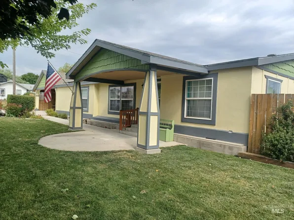 21176 Harmony Ln, Greenleaf, ID 83626