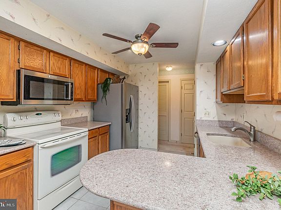 5th image of 106 Gwen Dr Unit 3A