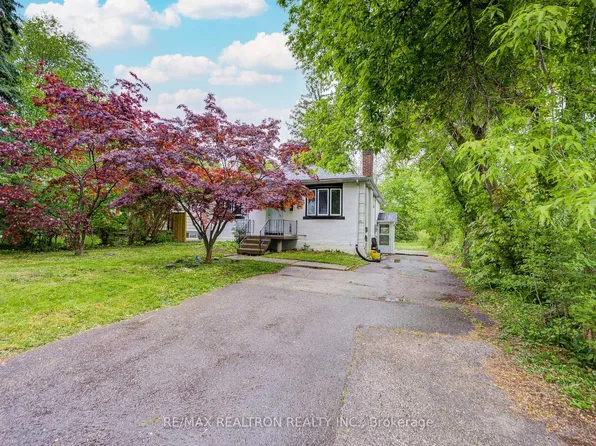 95 Roseview Ave, Richmond Hill, ON L4C 1C6