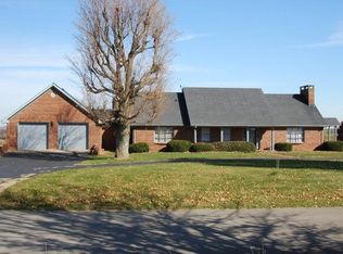 2870 Whitney Woods Rd, Cave City, KY 42127