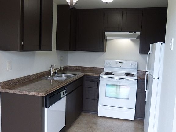 4th image of 928 W Lauridsen Blvd #5