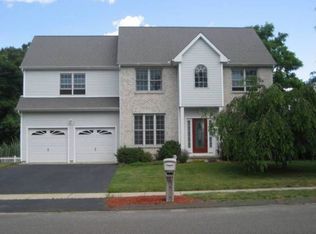 121 Captains Walk, Stratford, CT 06614