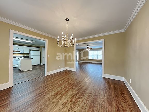 5th image of 515 Arrowhead Dr