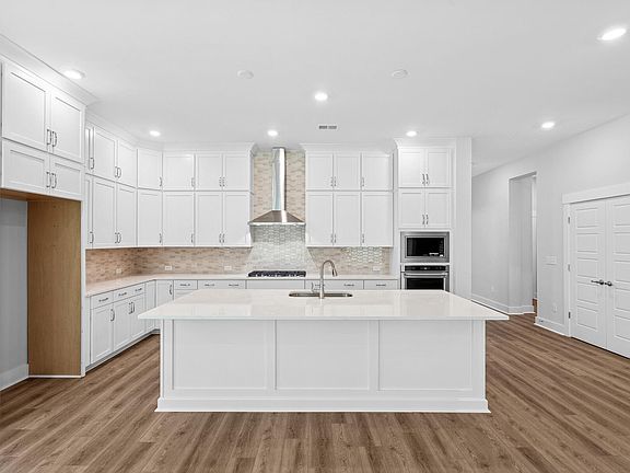 5th image of 509 Spiral Ramp Ct