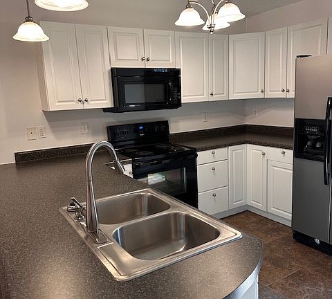 4th image of 1363 Gillette Ave SE