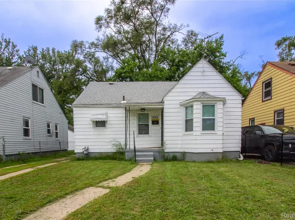 15383 Mark Twain St, Detroit, MI 48227