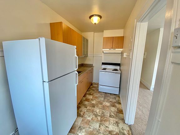 4th image of 516 E Union St APT 202