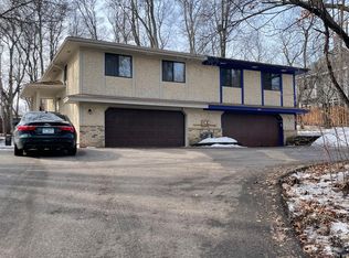 15609 Highwood Dr, Minnetonka, MN 55345