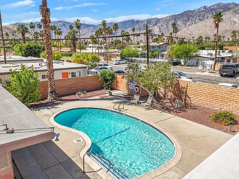 508 Desert View Dr — Photo 18