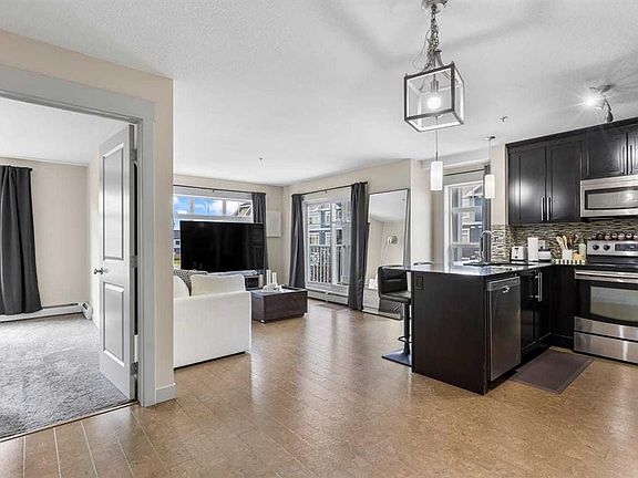 3rd image of 155 N Skyview Ranch Way NE #3308