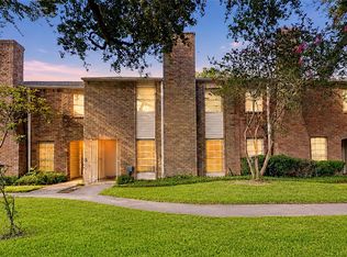 8714 Wilcrest Dr #8714, Houston, TX 77099
