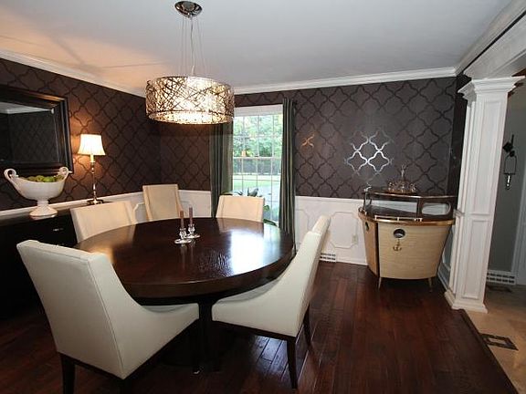 4th image of 111 Riverview Park Dr