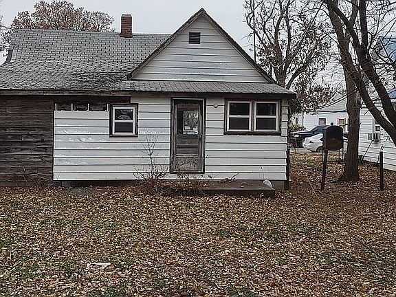5th image of 506 S Madison St