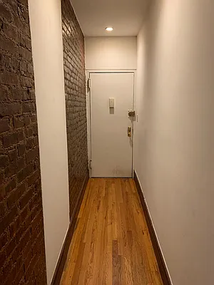 Rented by Point NYC | media 17