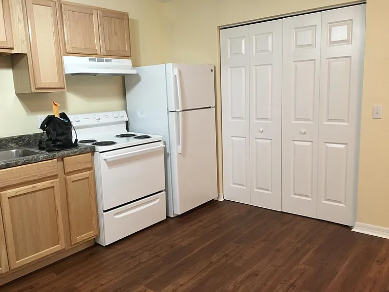 665 Live Oak Ave W #7 — Photo 2