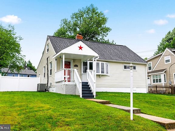2nd image of 6823 Barrett Rd