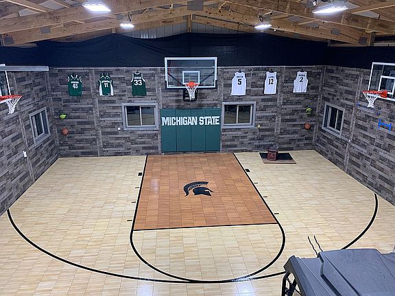 Barn / Basketball Court