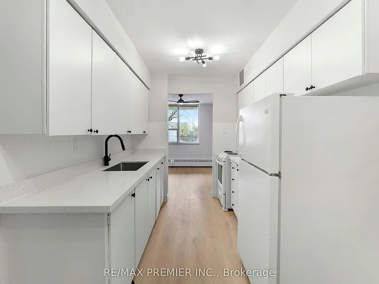 5 Frith Rd #105 — Photo 9