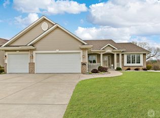 9512 49th Ct, Pleasant Prairie, WI 53158