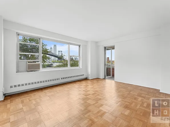 477 Fdr Drive image 2 of 29