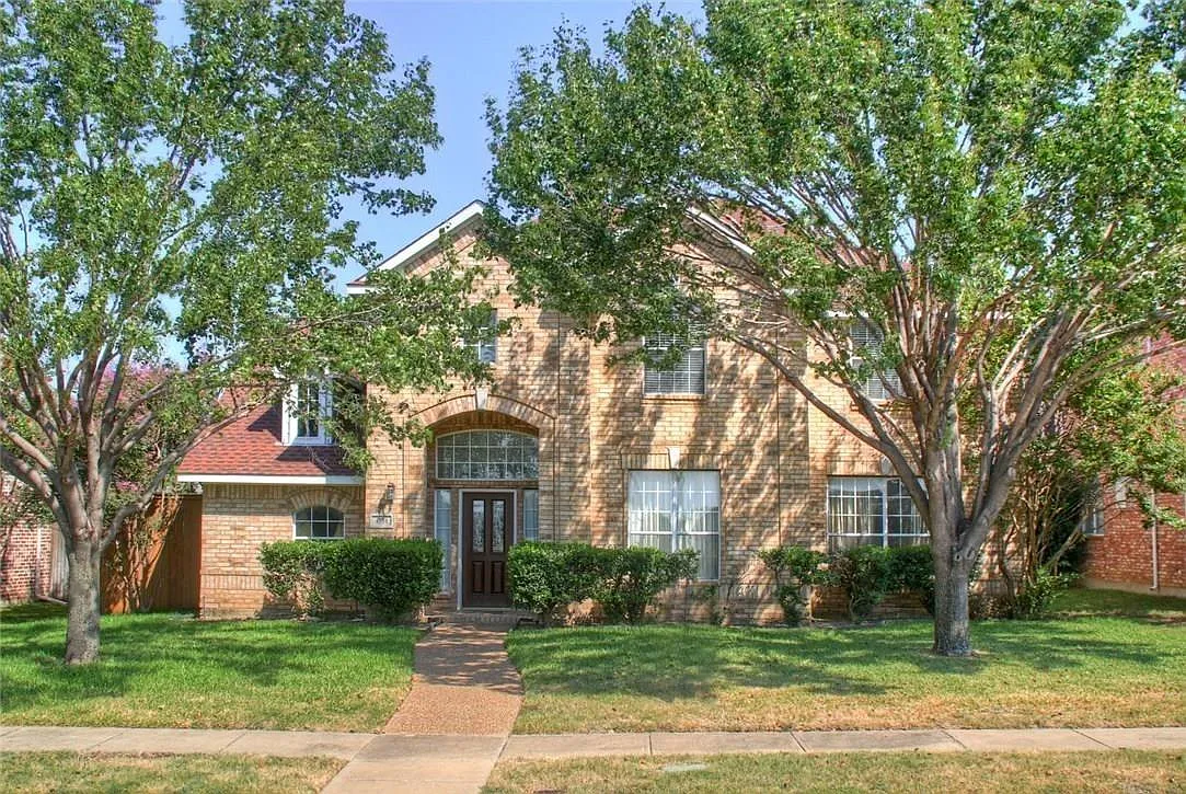 4 bed, 2850 sqft, $3,200 — Photo 1