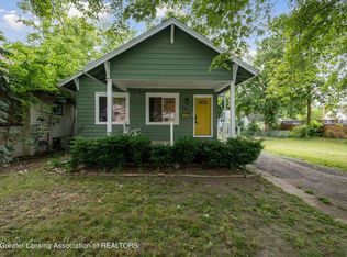 2211 S Rundle Ave, Lansing, MI 48910