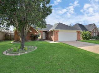 7114 Sonnet Glen Ln, Houston, TX 77095