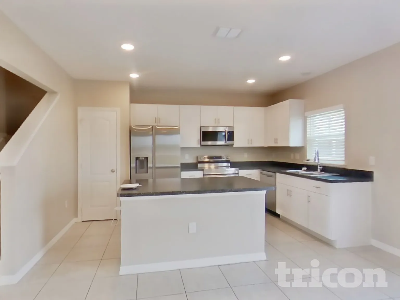 1238 Salisbury Drive Winter Haven FL — Photo 4