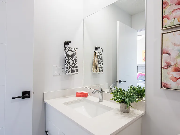 2702 Maple Way NW — Photo 34